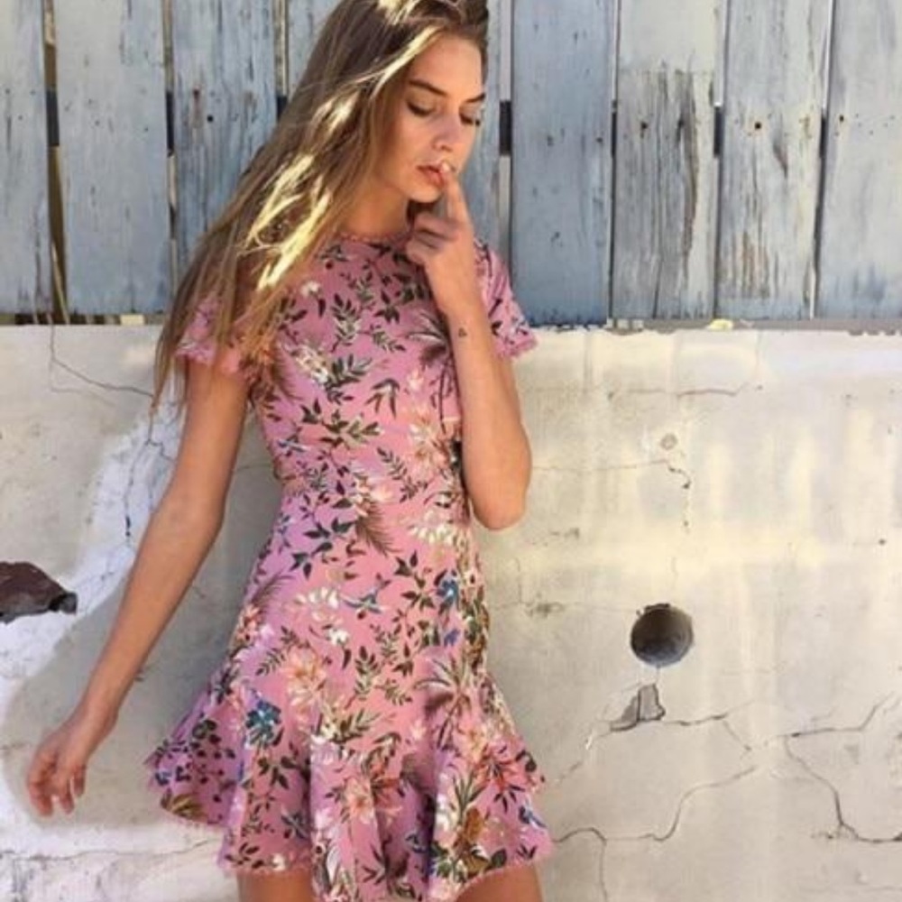 Hanna backless mini dress 👗 Floral 🎀